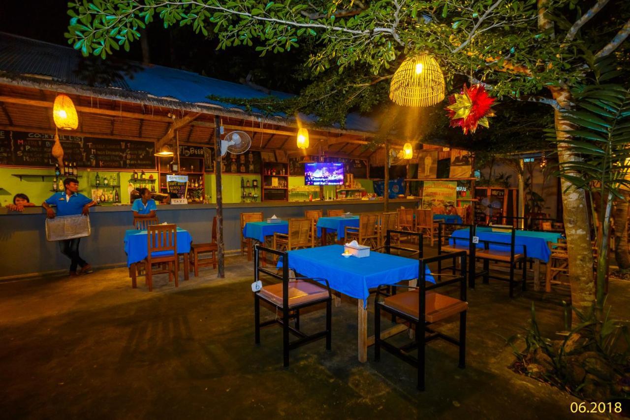 The Aristo Beach By Holy Cow, Studio, Mountain View Pantai Surin Luaran gambar
