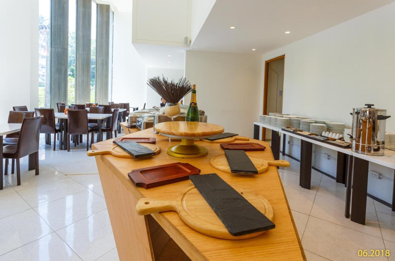 The Aristo Beach By Holy Cow, Studio, Mountain View Pantai Surin Luaran gambar